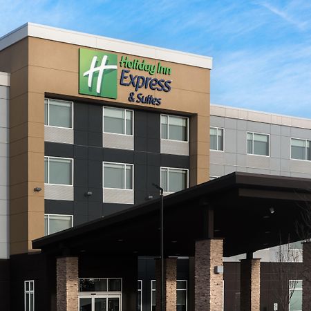 Holiday Inn Express & Suites - West Edmonton-Mall Area By Ihg Exterior photo